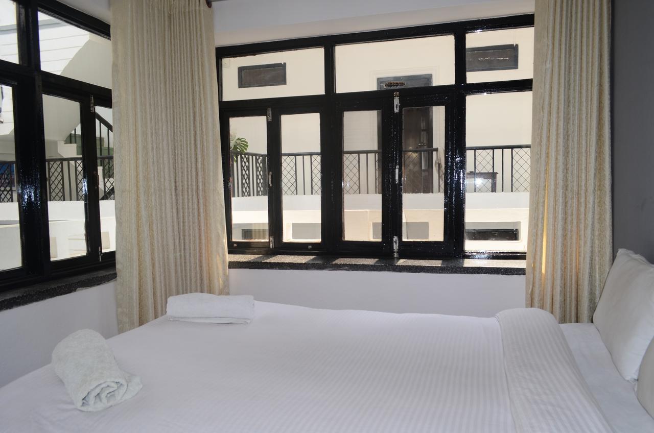 Hotel Holy Lodge Katmandu Kültér fotó