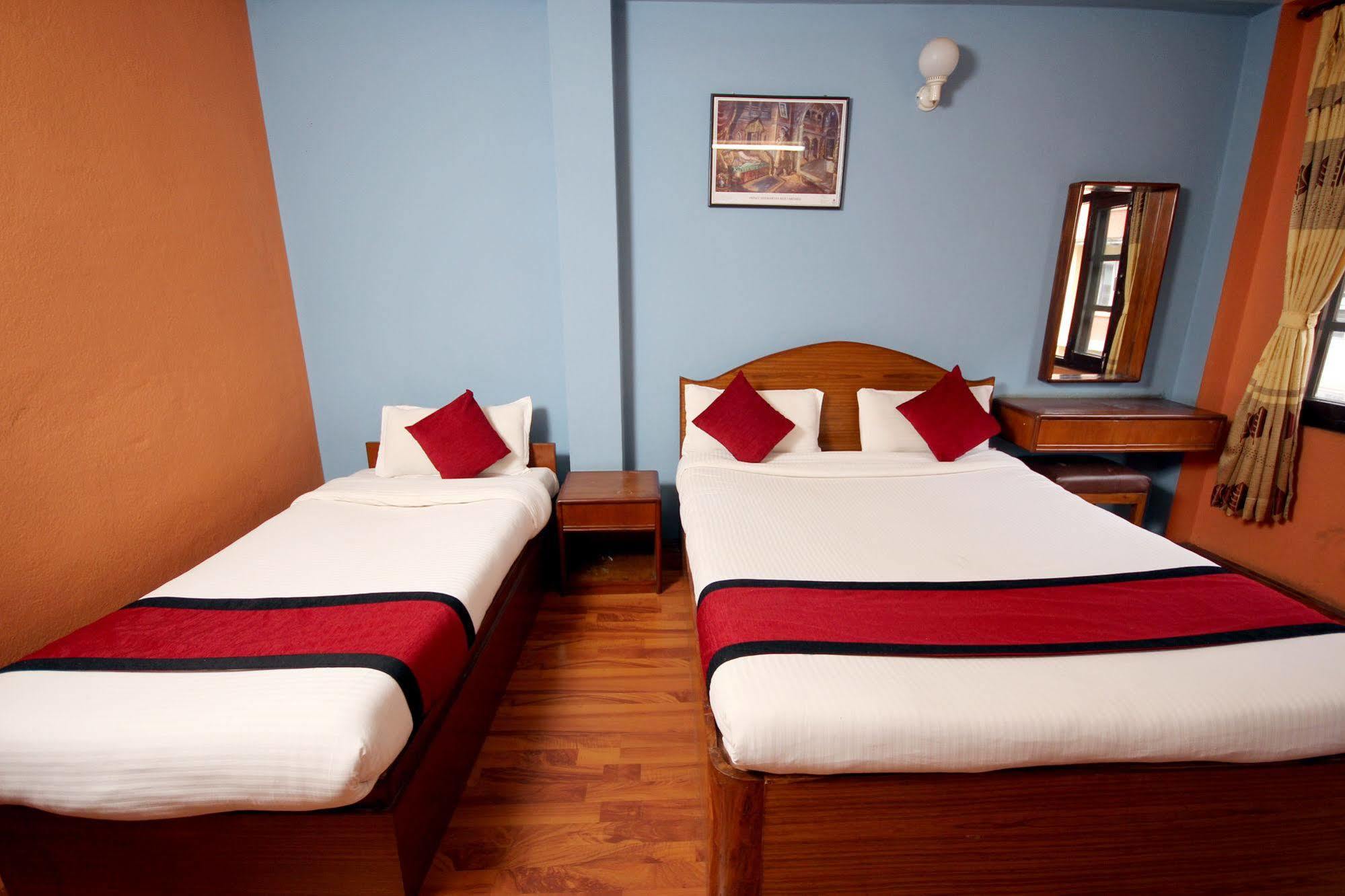 Hotel Holy Lodge Katmandu Kültér fotó