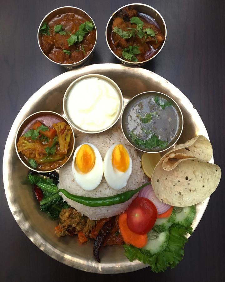 Hotel Holy Lodge Katmandu Kültér fotó